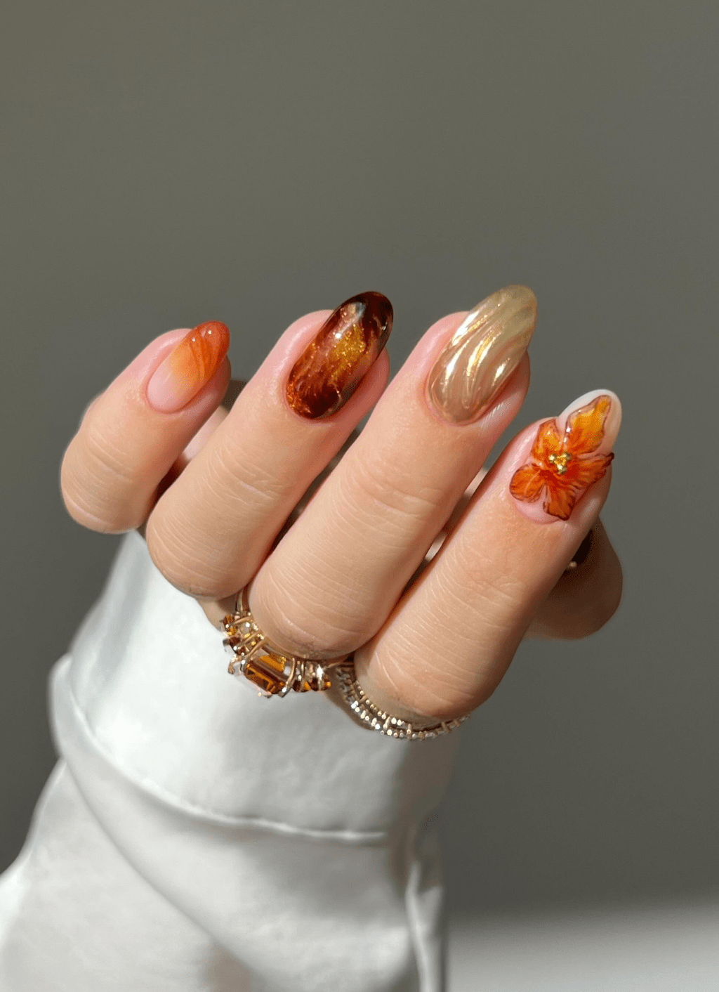 Stunning Nail Designs for a Cozy&nbsp;Fall